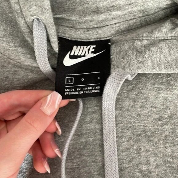 NIKE Sportswear Club Fleece Unisex Pullover Hoodie - Size L 🖤 (Great Condition) - Picture 5 of 9